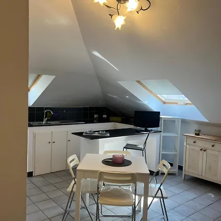 Casa Hibiscus Apartment *